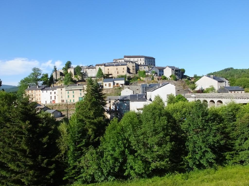 Les Chalets Du Gua Des Brasses Villa La Salvetat-sur-Agout ภายนอก รูปภาพ